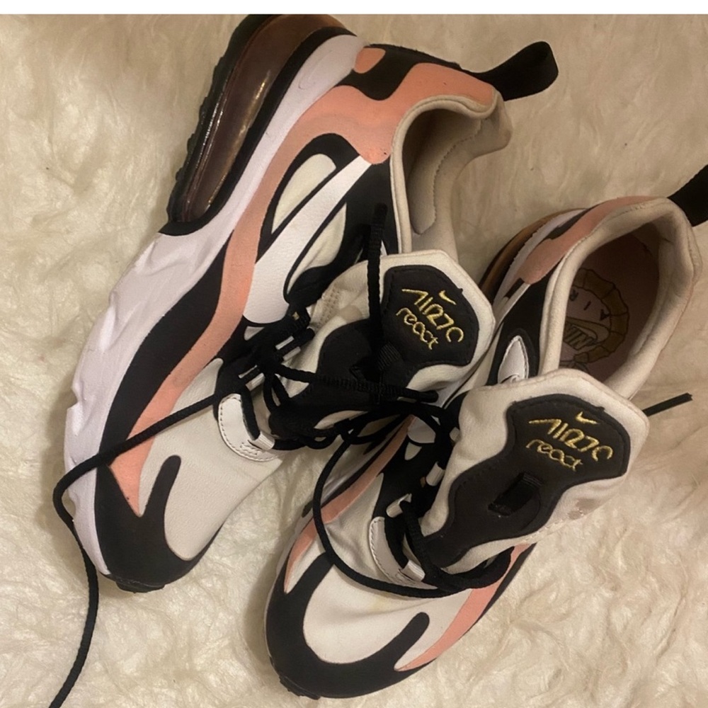 Nike React Women's Sneakers - Black and Pink